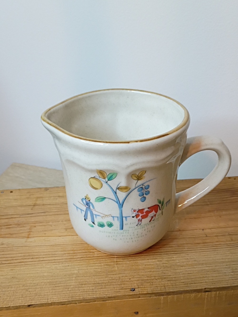 Vintage International Heartland Stoneware Milk Creamer Pitcher 4"